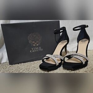 Vince Camuto Kalvira 2 Sandals Size 8 - LIKE NEW